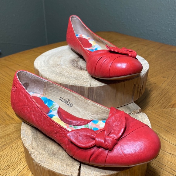 Born Shoes - **HP** BORN Molly Ballerina Flats